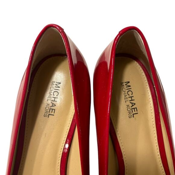 Michael Kors Pauline Mid-Heel Pumps Women's 8.5 Red Patent Leather Silver Buckle - Picture 4 of 7